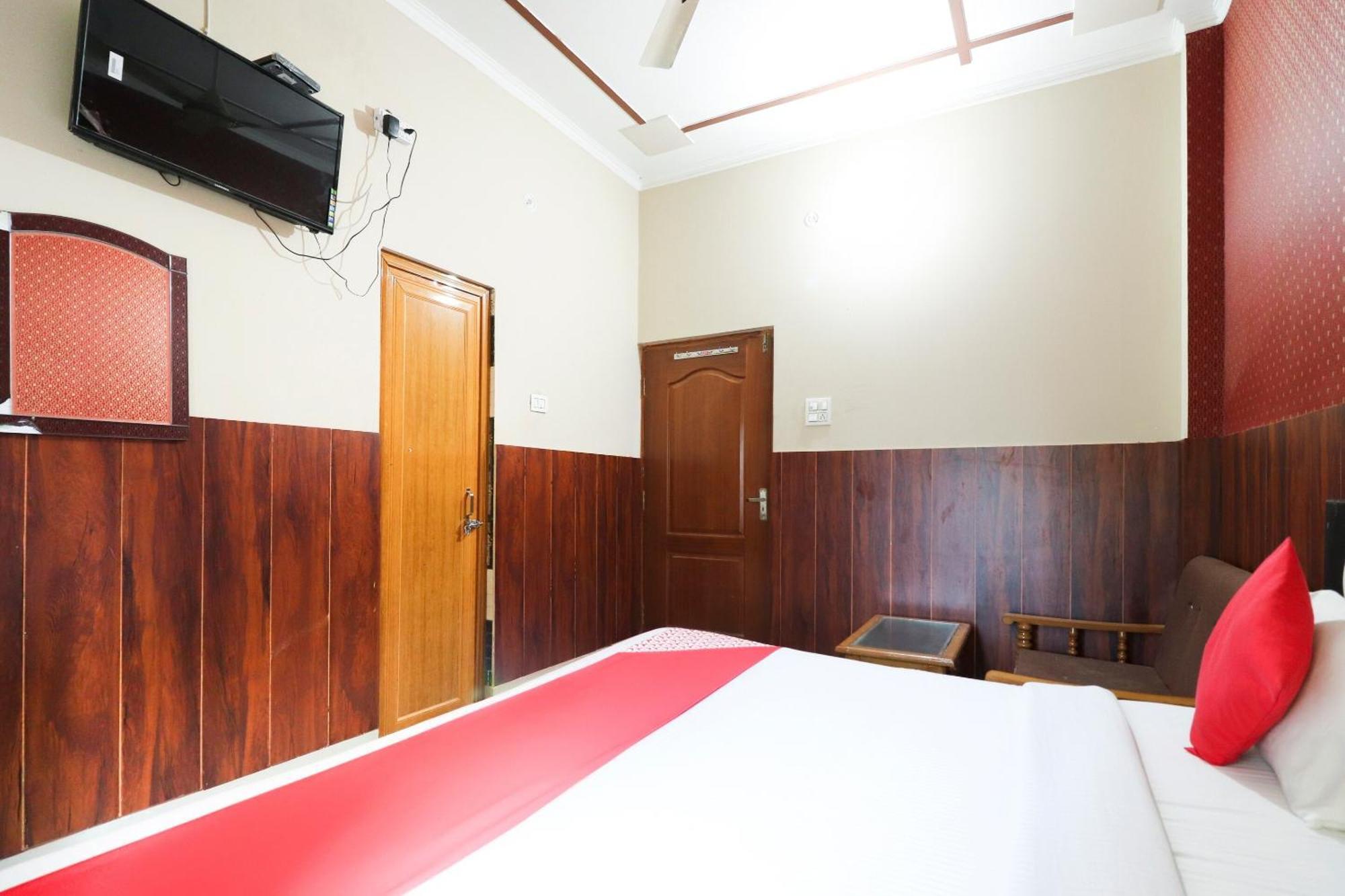 Hotel O Moon Light Roorkee Esterno foto
