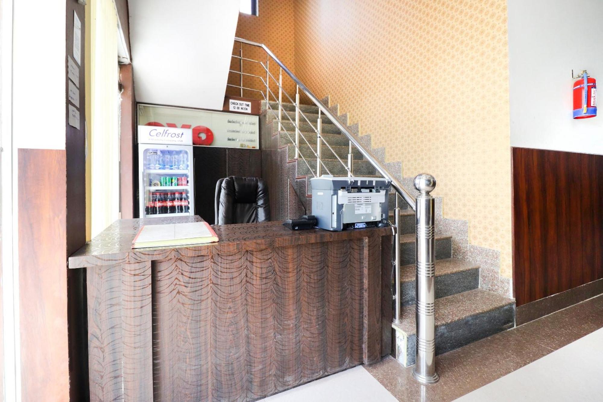 Hotel O Moon Light Roorkee Esterno foto